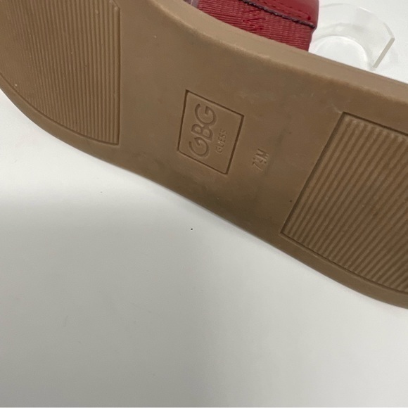 G By Guess Dark Red Open Toe Sandal with Gold Accents Size 7 1/2 - Picture 8 of 12